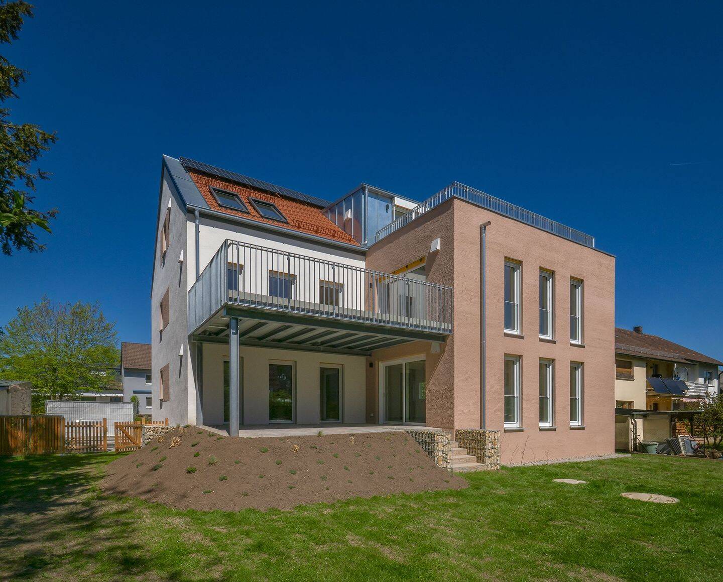 Familienfreundliche 3,5-Zimmer Wohnung mit Balkon in Altdorf bei Nürnberg, 90518 Altdorf b. Nürnberg