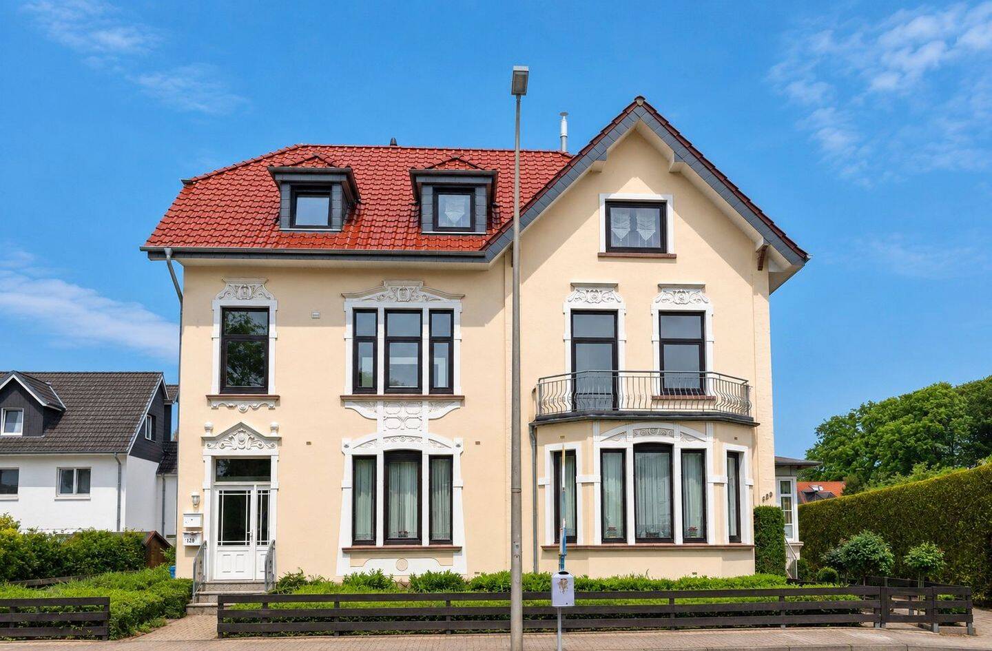 Große 4-ZKB Altbauwohnung in DEL-Deichhorst, 27753 Delmenhorst (Bungerhof Deichhorst Dwoberg/Ströhen Mitte)