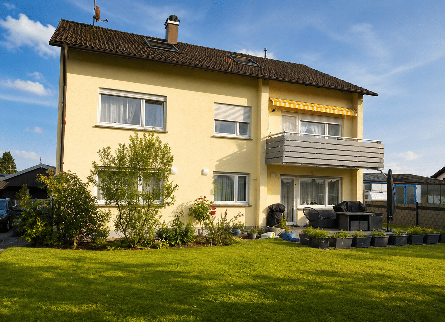 3-Familienhaus in Friedrichshafen-Ettenkirch, 88048 Friedrichshafen