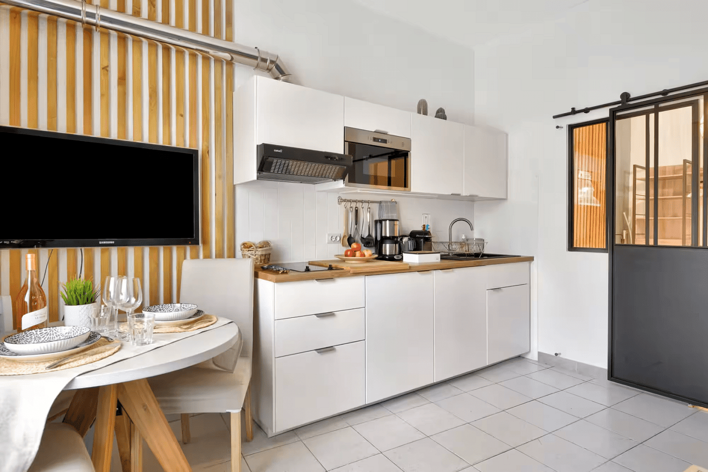 Schöne 2 Zimmer Wohnung Einbauküche, 93309 Kelheim