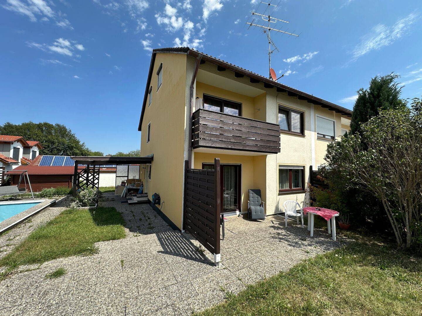 Doppelhaushälfte für die Familie mit zwei Garagen, 83533 Edling