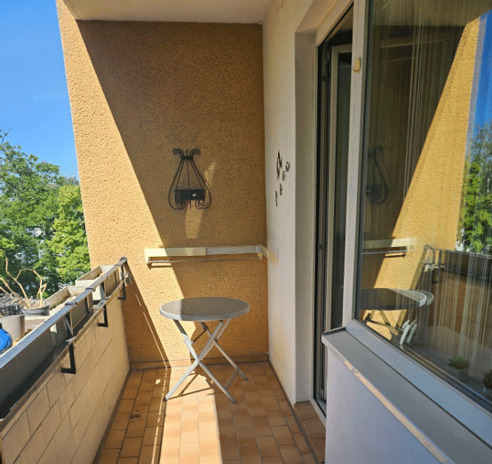 Bezugsfrei mit Sonnenbalkon in Spandau, 13581 Berlin (Spandau)