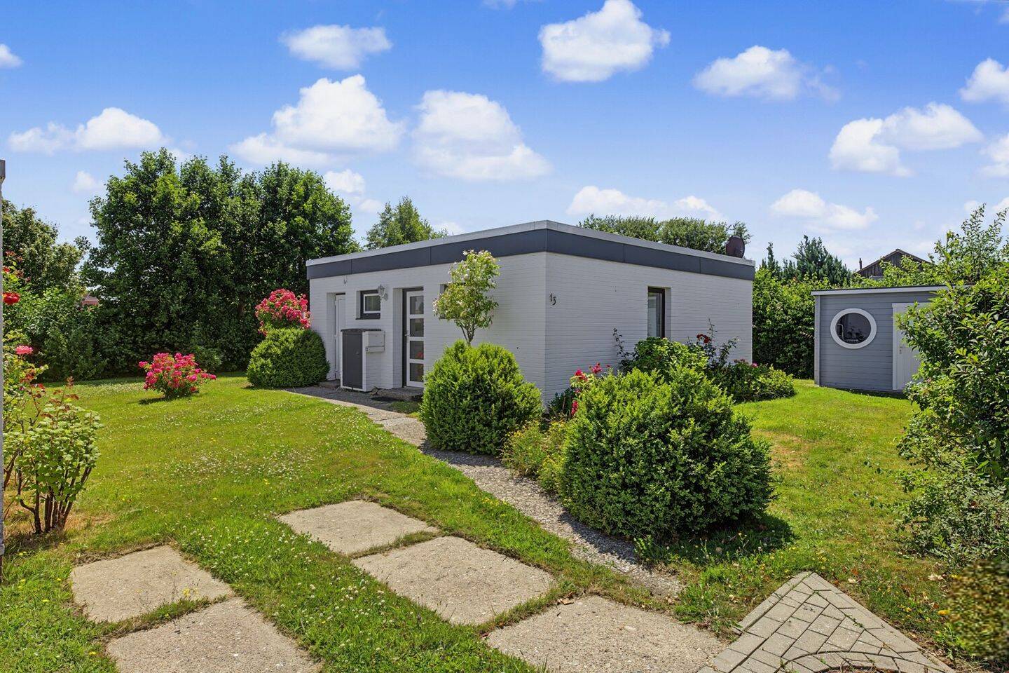 Gepflegter und modernisierter 3-Zimmer Bungalow in Hafennähe, 25718 Friedrichskoog