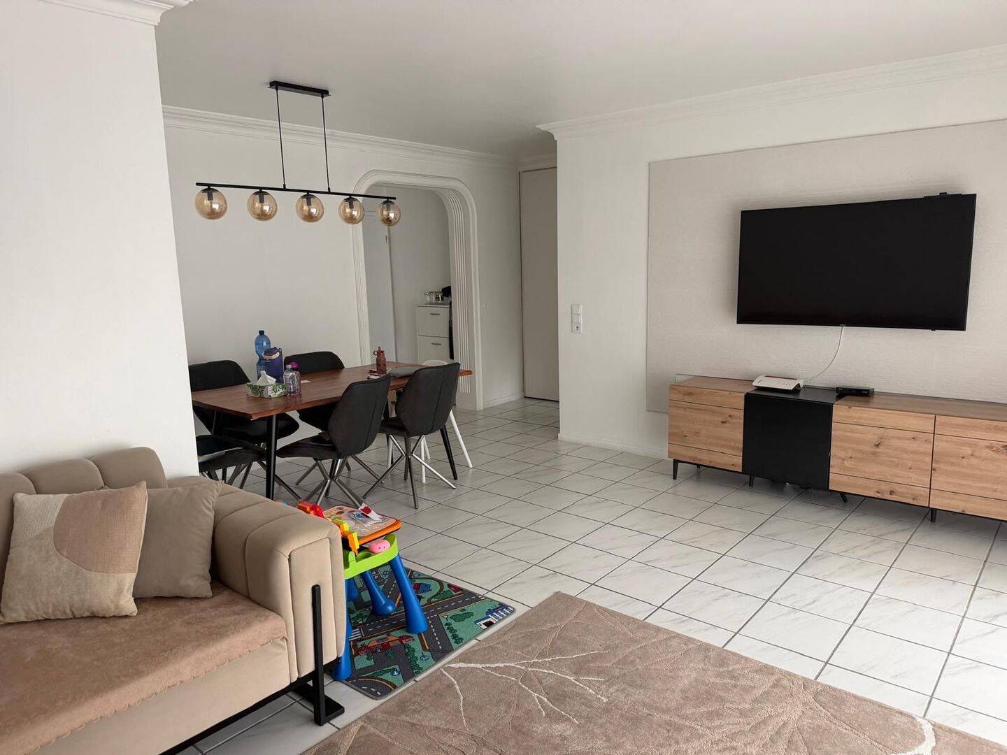 Gepflegte 3-Zimmer-Wohnung mit Balkon und TG-Stellplatz – zentrale Lage in Brühl, 50321 Brühl