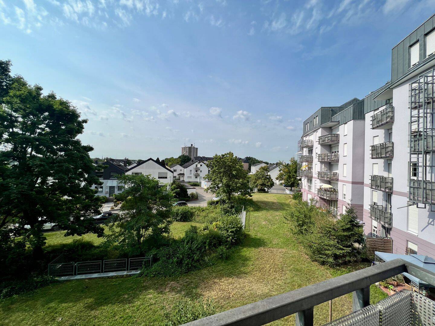 Königstädten: Eine vermietete 3-Zimmerwohnung mit Balkon!, 65428 Rüsselsheim am Main