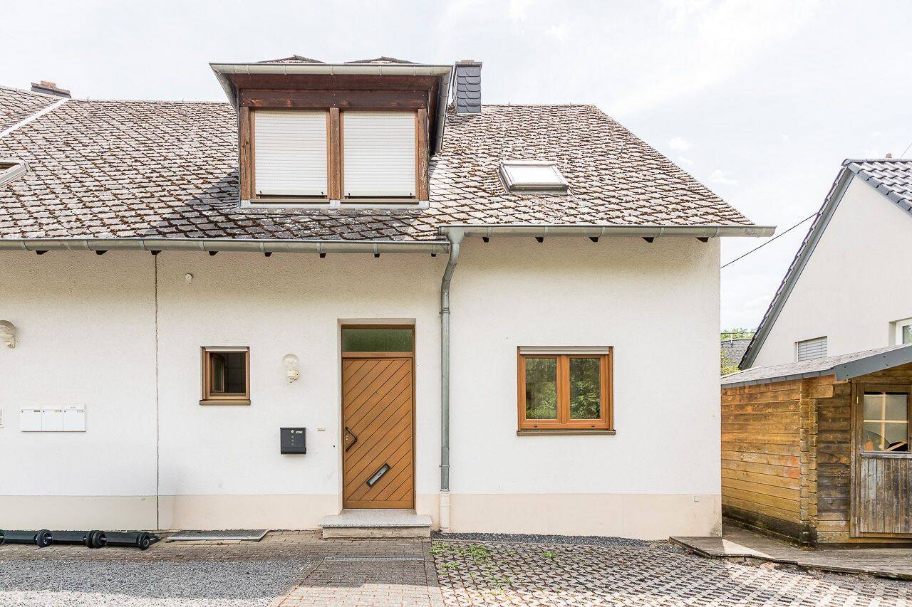 Familienglück in Trier-Ehrang/Quint – Charmante Doppelhaushälfte, 54293 Trier