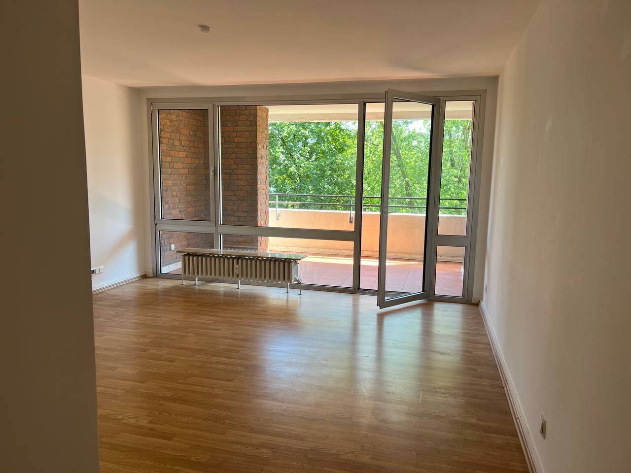 Mörsenbroich-Nähe Zoopark: schicke 2 Zi.Whg. 68 m², neues Bad, EBK , gr.Sonnenbalkon,Lift, TG-Stellplatz, 40470 Düsseldorf (Düsseltal Grafenberg Mörsenbroich Rath)