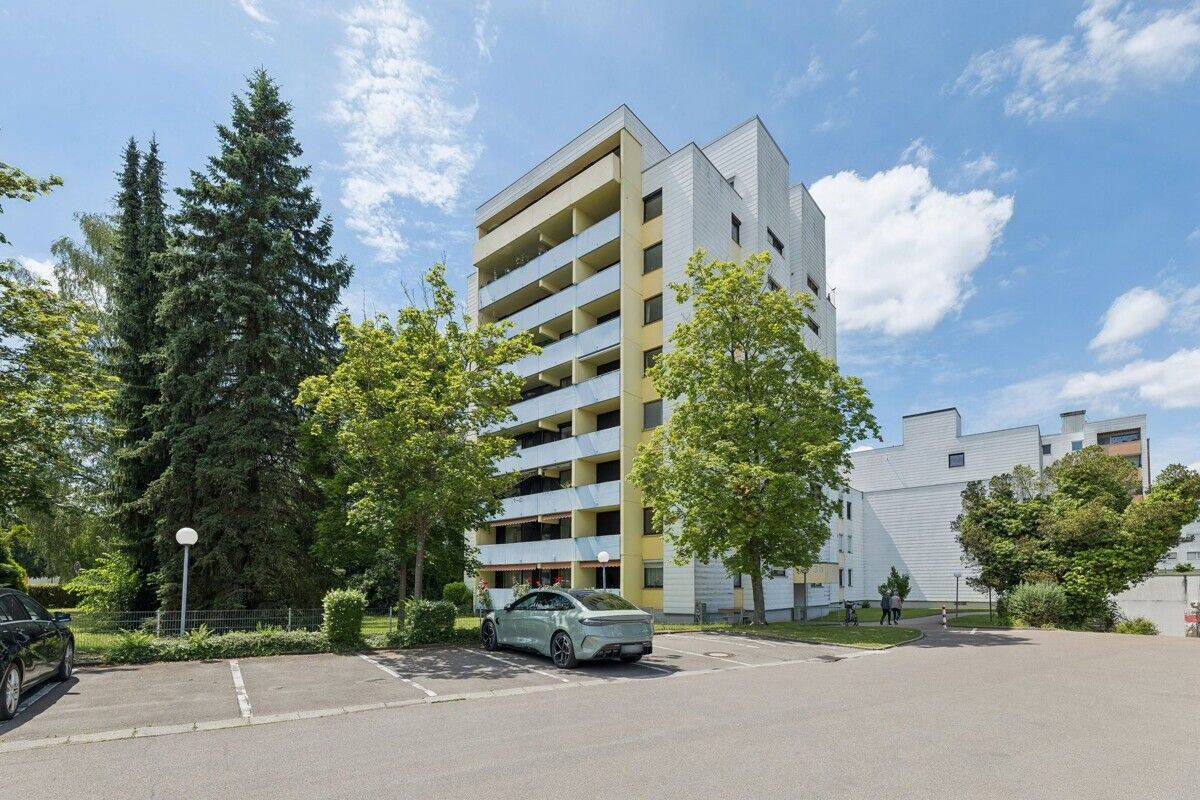 Bezugsfreie 2-Zimmer-Wohnung mit überdachtem Balkon, Stellplatz und viel Gestaltungsspielraum, 86633 Neuburg a.d. Donau