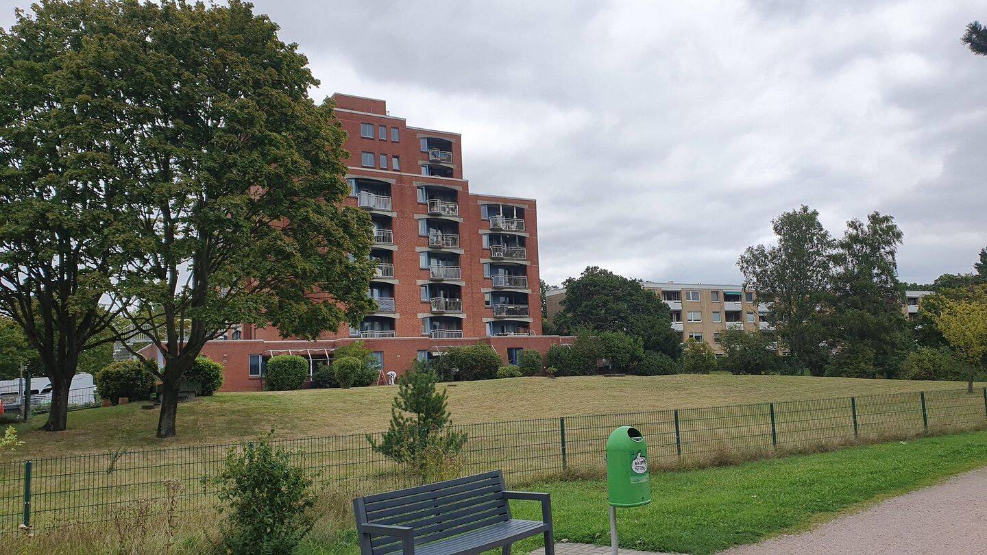 Zentralgelegene große 1 Zimmerwohnung mit Balkon im Residenzhaus, 22850 Norderstedt