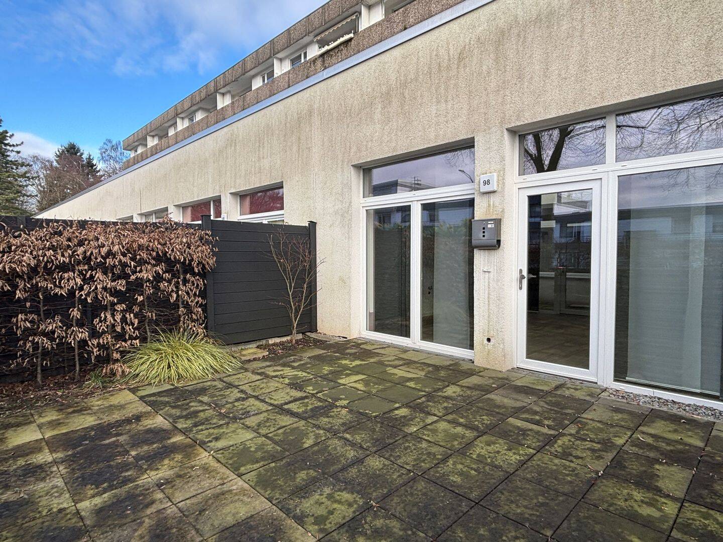 Lichtdurchflutete 1-Zimmer-Terrassenwohnung!, 42349 Wuppertal (Cronenberg)
