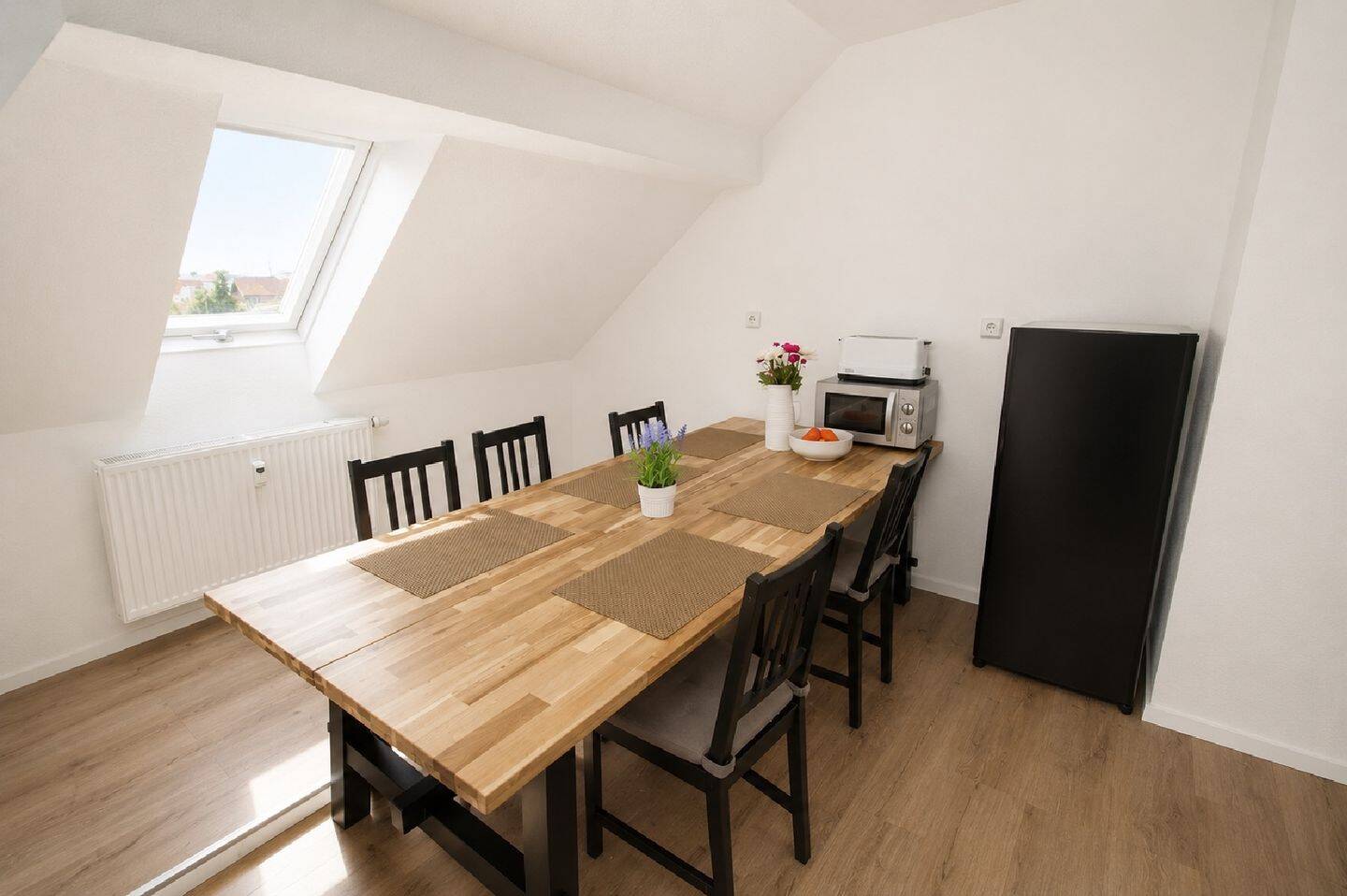 interessante 2-Zimmer-DG-Wohnung – teilmöbliert, 4347 Leipzig (Heiterblick Schönefeld Schönefeld-Abtnaundorf Schönefeld-Ost Thekla)
