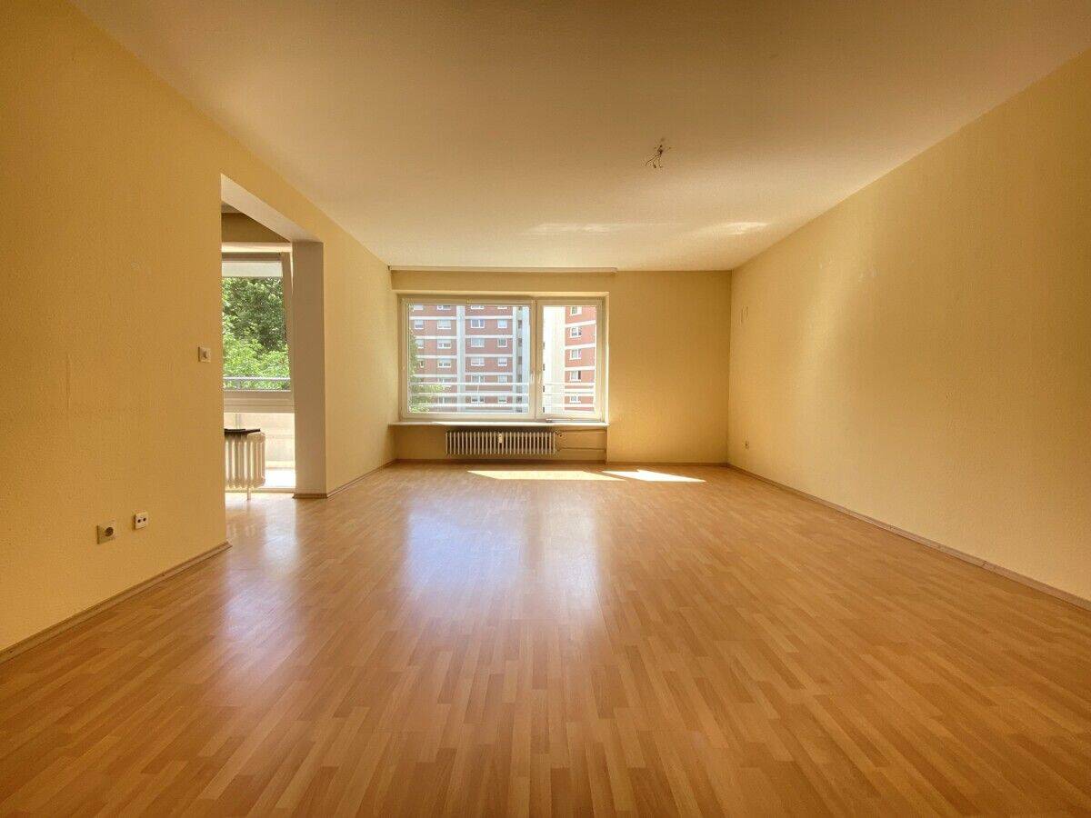 Großzügige 3,5-Zimmer-Wohnung in zentraler Lage von Hemmingen, 71282 Hemmingen