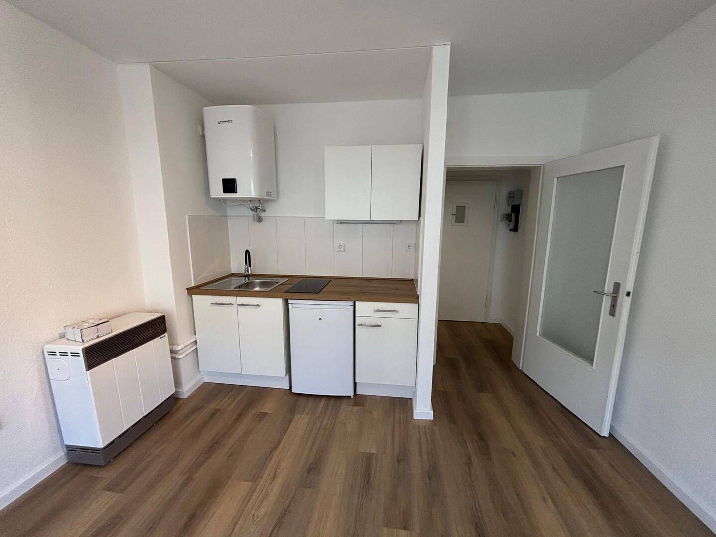 Frisch renovierte 1-Zi. Wohnung in unmittelbarer Zentrumsnähe, 30159 Hannover