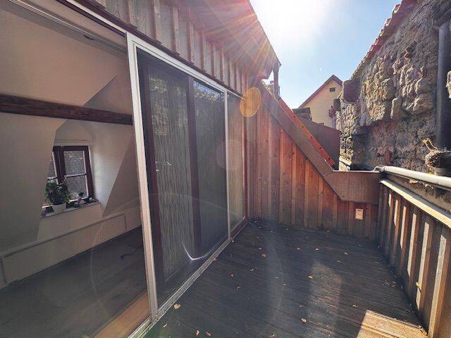 5 1/2 Zimmer; 2015 kernsaniert, ca. 137 m² Wohnfl., 2 Terrassen, EBK, GasZH 23, gemauerter Schuppen, 3 Bäder, 3 Etagen, 91550 Dinkelsbühl