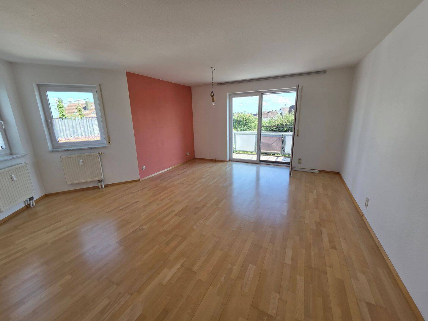 2-Zimmer Wohnung mit Balkon in Holzschwang, 89233 Neu-Ulm