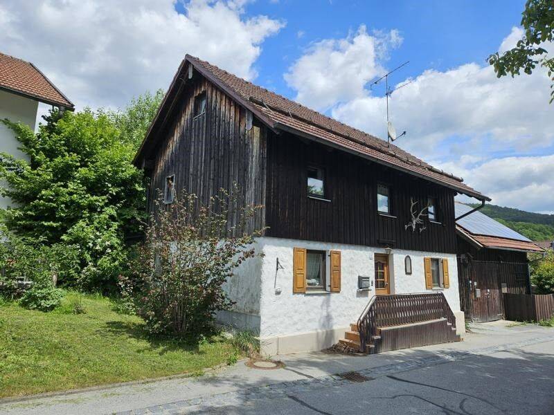 Kleines Einfamilienhaus ab € 50.000.– möglich und ohne zusätzliche Käuferprovision !, 94551 Lalling