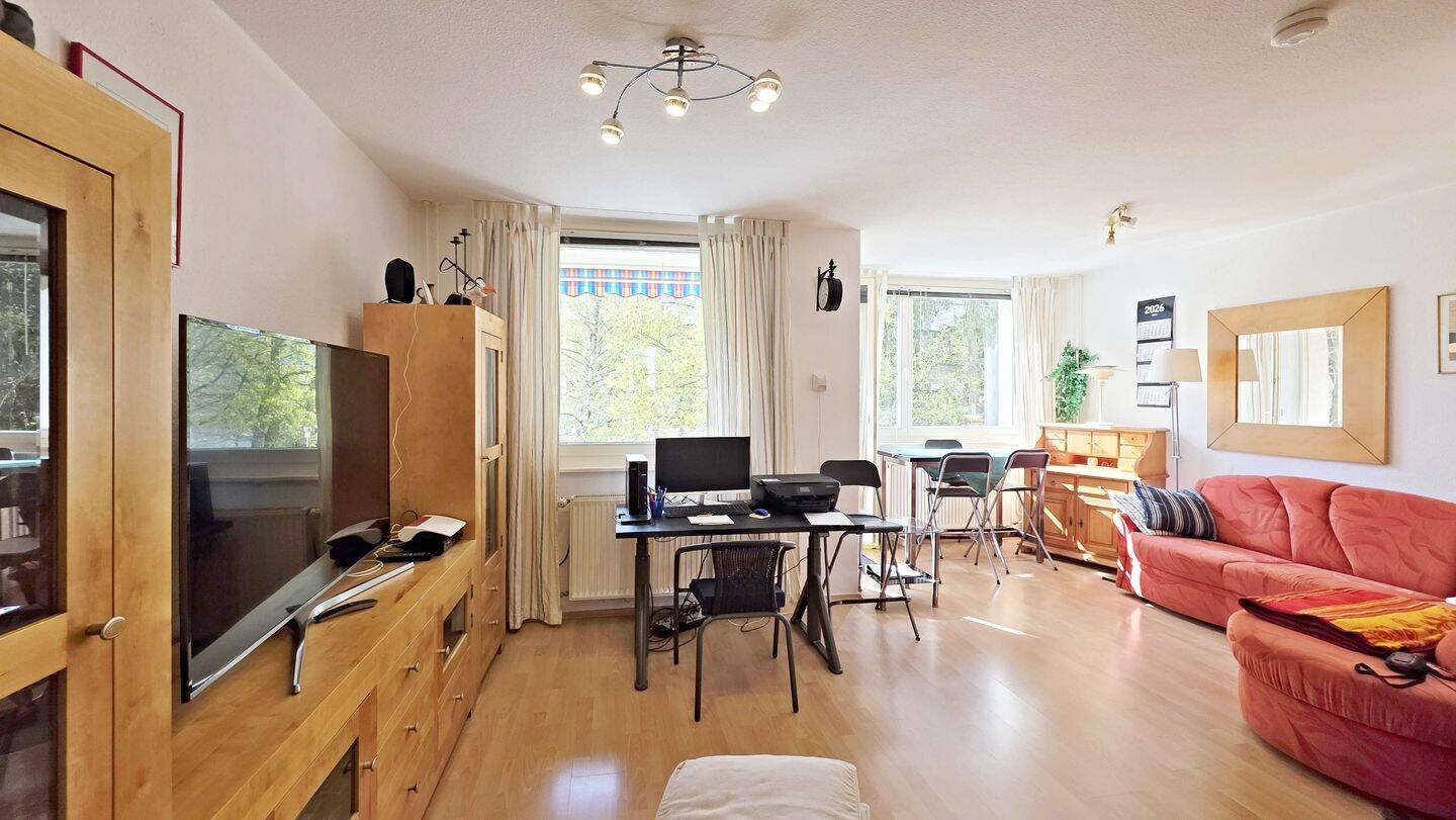 Freie 2-Zimmer-Wohnung mit West-Balkon, EBK und Stellplatz im grünen Zehlendorf-Süd!, 14165 Berlin (Steglitz-Zehlendorf Zehlendorf)