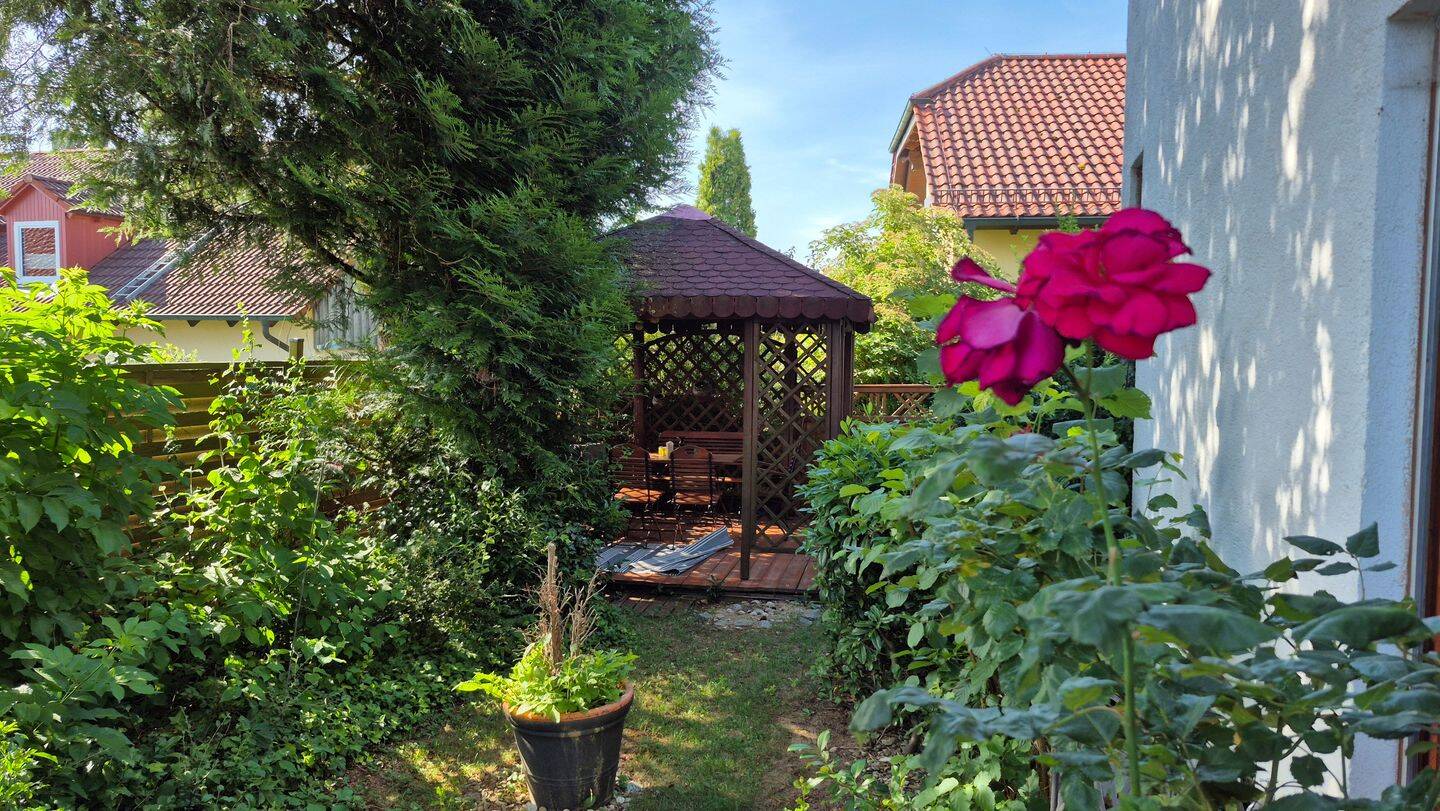 Haus statt nur Wohnung = eigene Haustüre, 85114 Buxheim