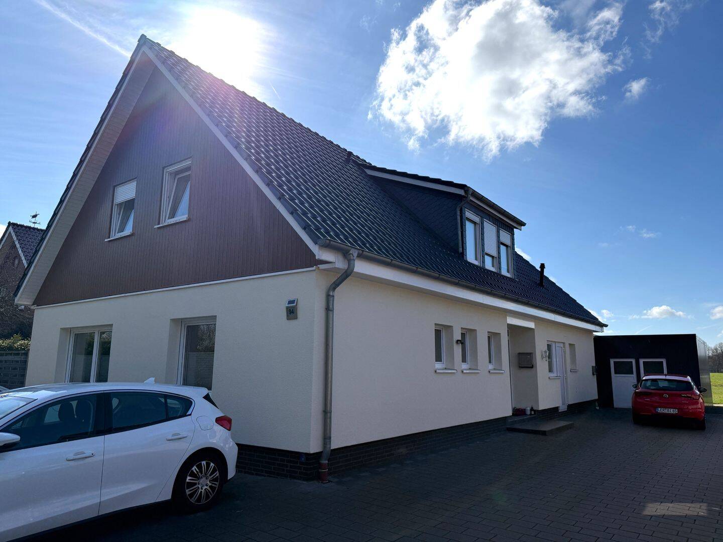 Charmantes Dreifamilienhaus mit besonderem Wohnambiente, 26817 Rhauderfehn
