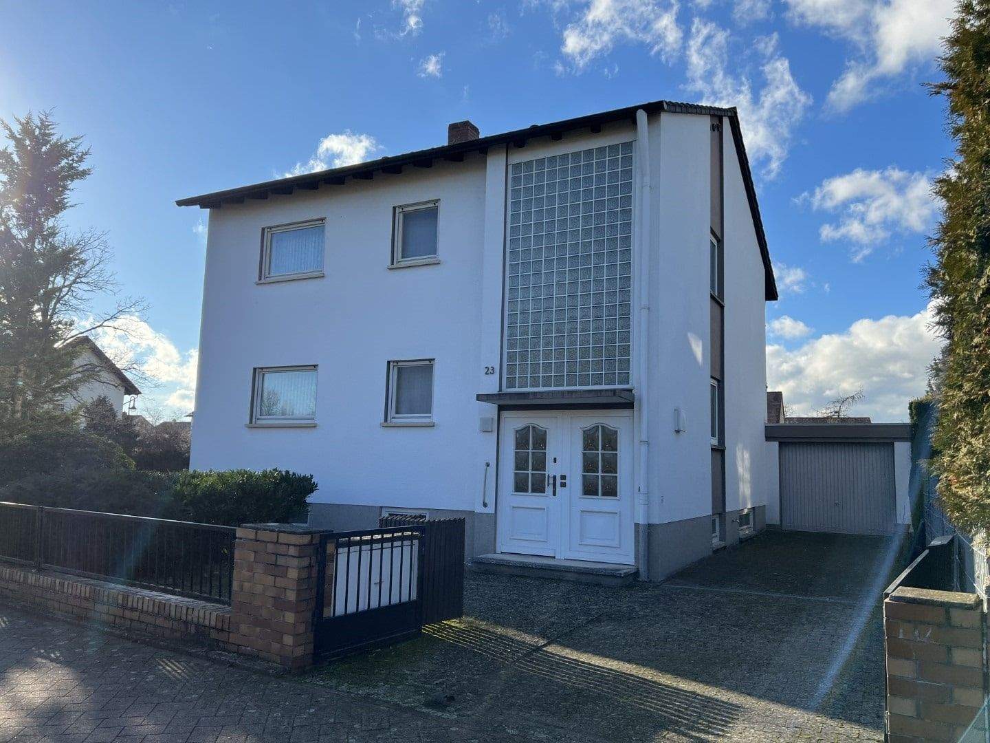 1 – 2 Familienhaus mit sonnigem Garten, 67133 Maxdorf