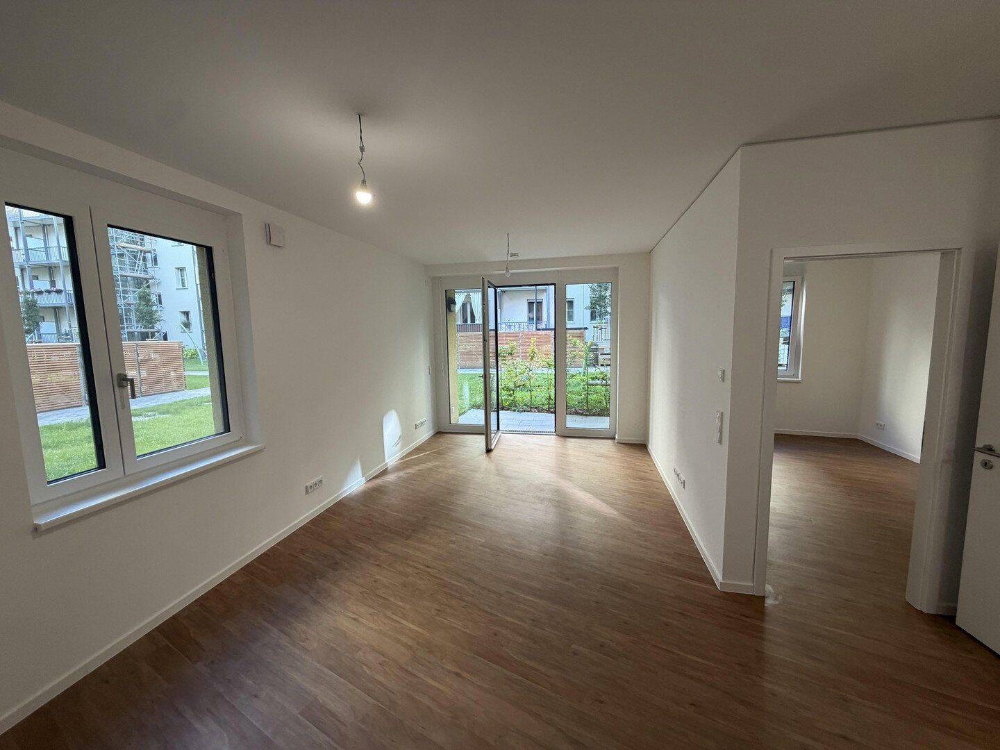 Erstbezug 2-Zimmer-Neubauwohnung | Terrasse, Einbauküche, Keller, 10245 Berlin (Friedrichshain-Kreuzberg Friedrichshain)