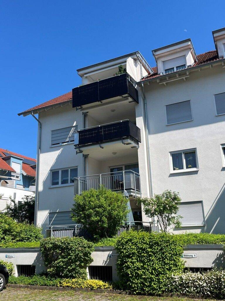 Oberkirch – zentrale Lage – Nähe der Rench – vermietete 3-Zimmer-Wohnung  mit Balkon, Aufzug und Carport-Stellplatz, 77704 Oberkirch