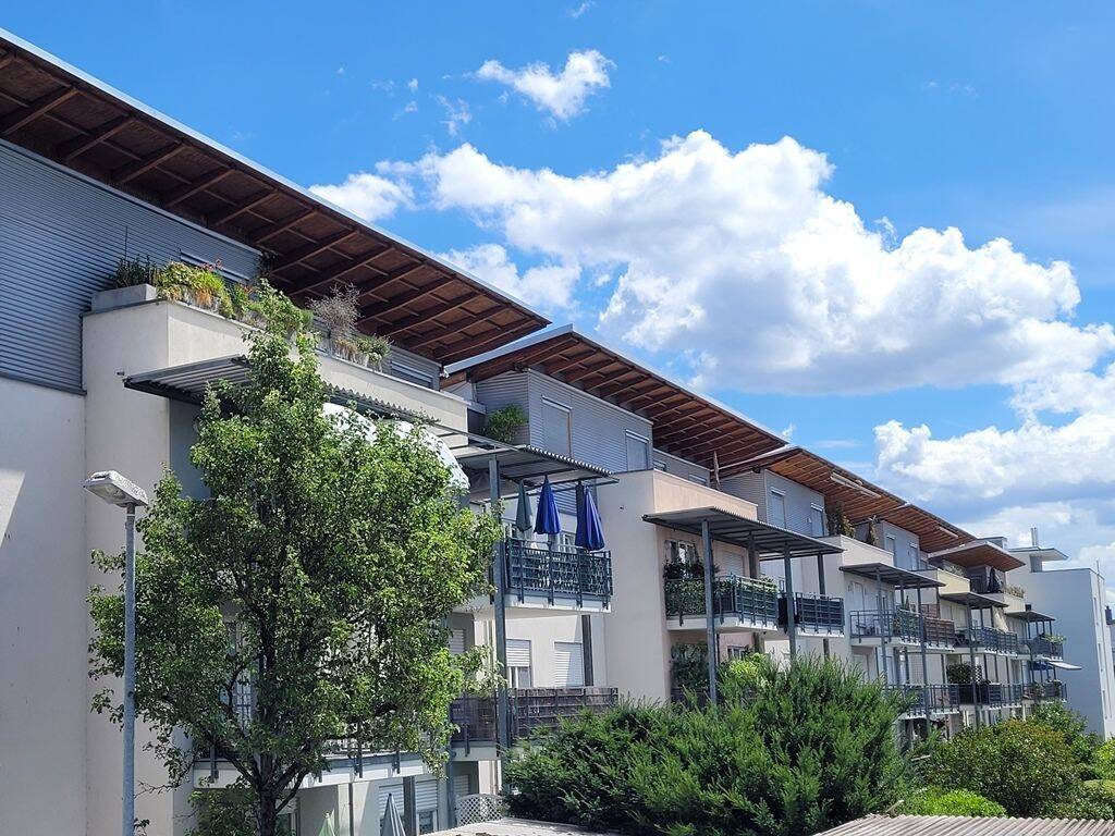 ***PROVISIONSFREI*** 2 Zimmer in attraktiver Lage! Ideal für Singles, junge Paare und Senioren!, 70374 Stuttgart (Bad Cannstatt Sommerrain)