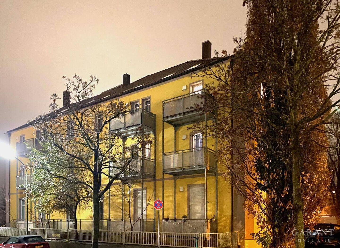 Saniertes stilvolles Gründerzeit-Mehrfamilienhaus! Ideales Investment!, 86165 Augsburg (Lechhausen)
