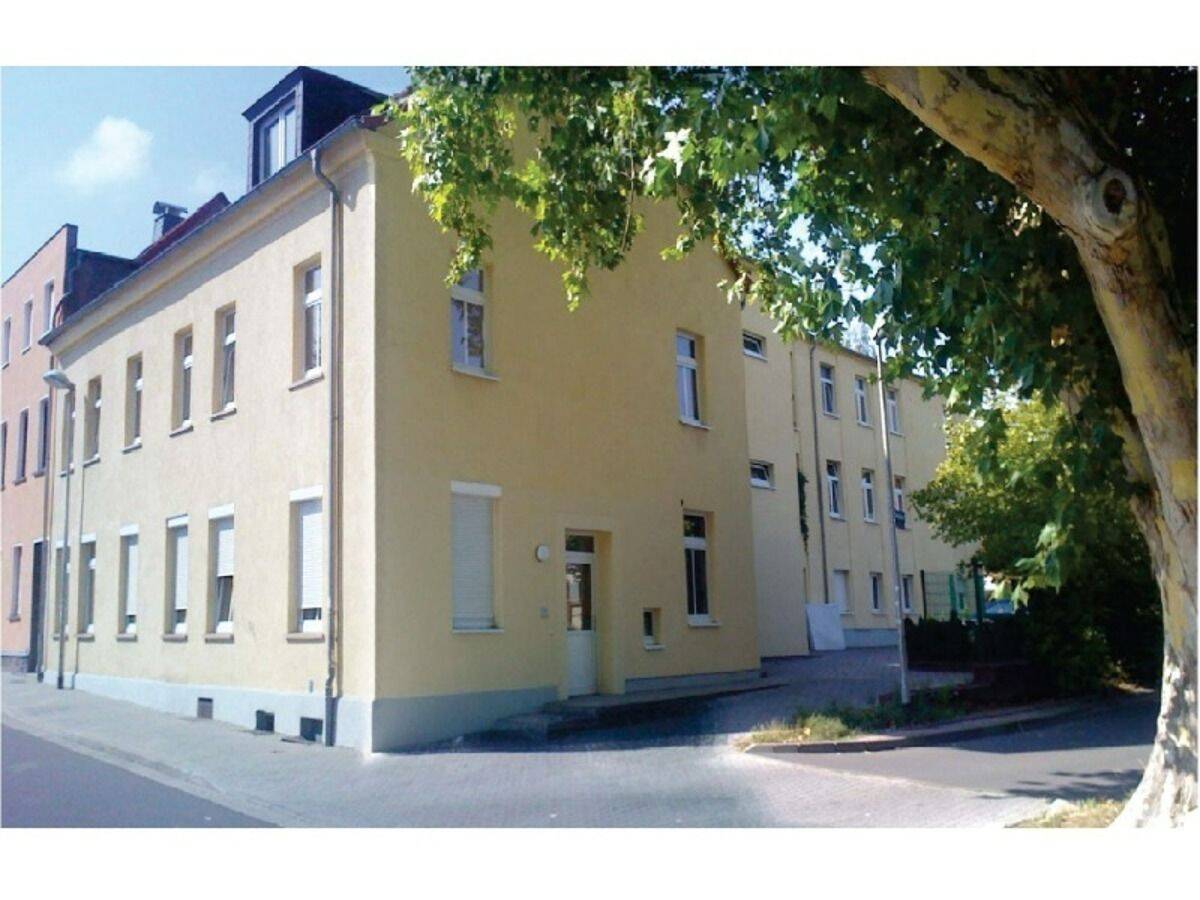 1,5 Raumwohnung als Wohnung oder Home-Office Büro zu vermieten., 4539 Groitzsch