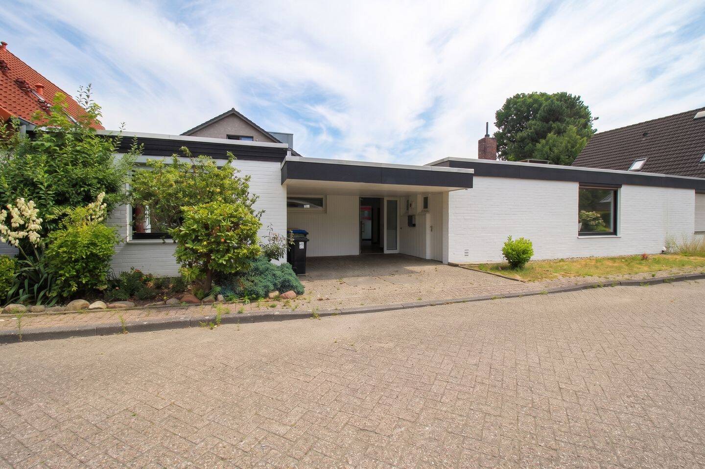MIETEN MIT KAUFOPTION: Modernes Einfamilienhaus mit Kamin, Garten & Carport| Oldenburg-Dietrichsfeld, 26127 Oldenburg (Oldb) (Alexandersfeld Bürgerfelde Nadorst)