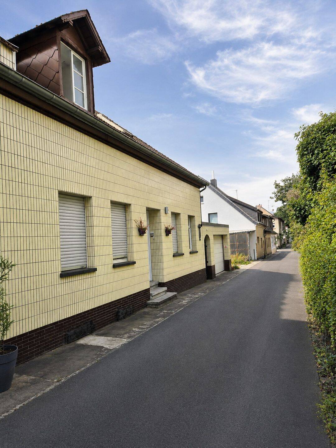 Gemütliches Einfamilienhaus mit tollem Grundriss in Sackgasse von Spiesen-Elversberg, 66583 Spiesen-Elversberg