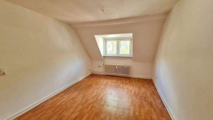 Renovierte, gut geschnittene Wohnung mit Badewanne (2ZiDKBA) in Neudorf, 47057 Duisburg., 47057 Duisburg (Dellviertel Hochfeld Neudorf-Nord Neudorf-Süd)
