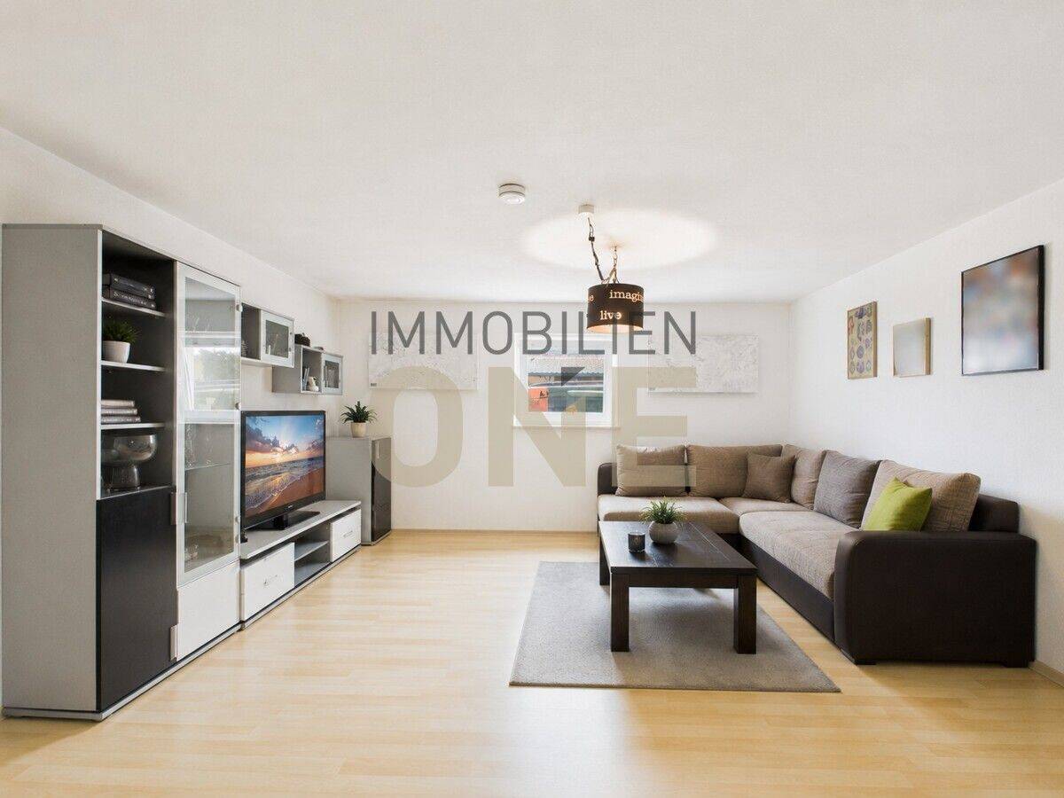 2,5 Zimmer-Souterrainwohnung mit großer Terrasse und Garage, 92245 Kümmersbruck