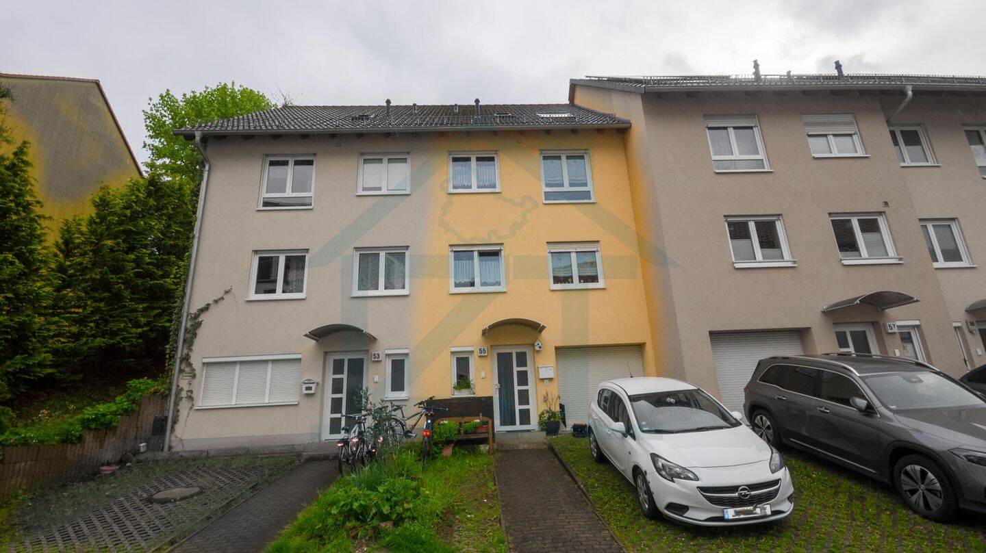 Großzügiges Reihenmittelhaus mit Tiefgarage im Westviertel von Jena, 7743 Jena