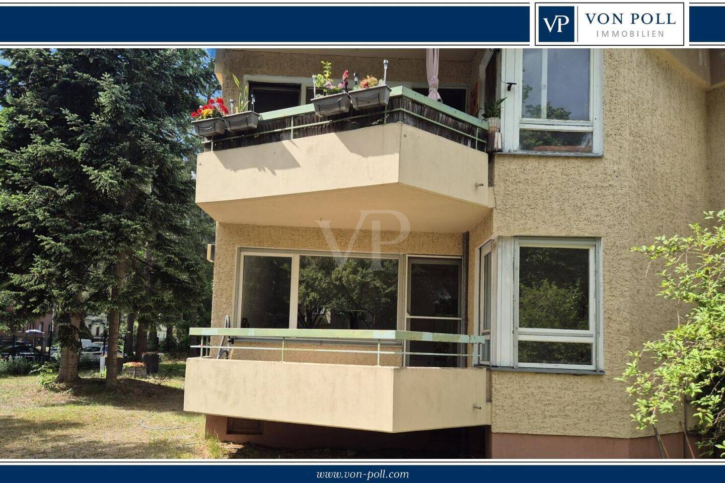 Großzügige, vermietete 2 1/2 Zimmer Wohnung mit Sonnenbalkon!, 13467 Berlin (Reinickendorf Hermsdorf)