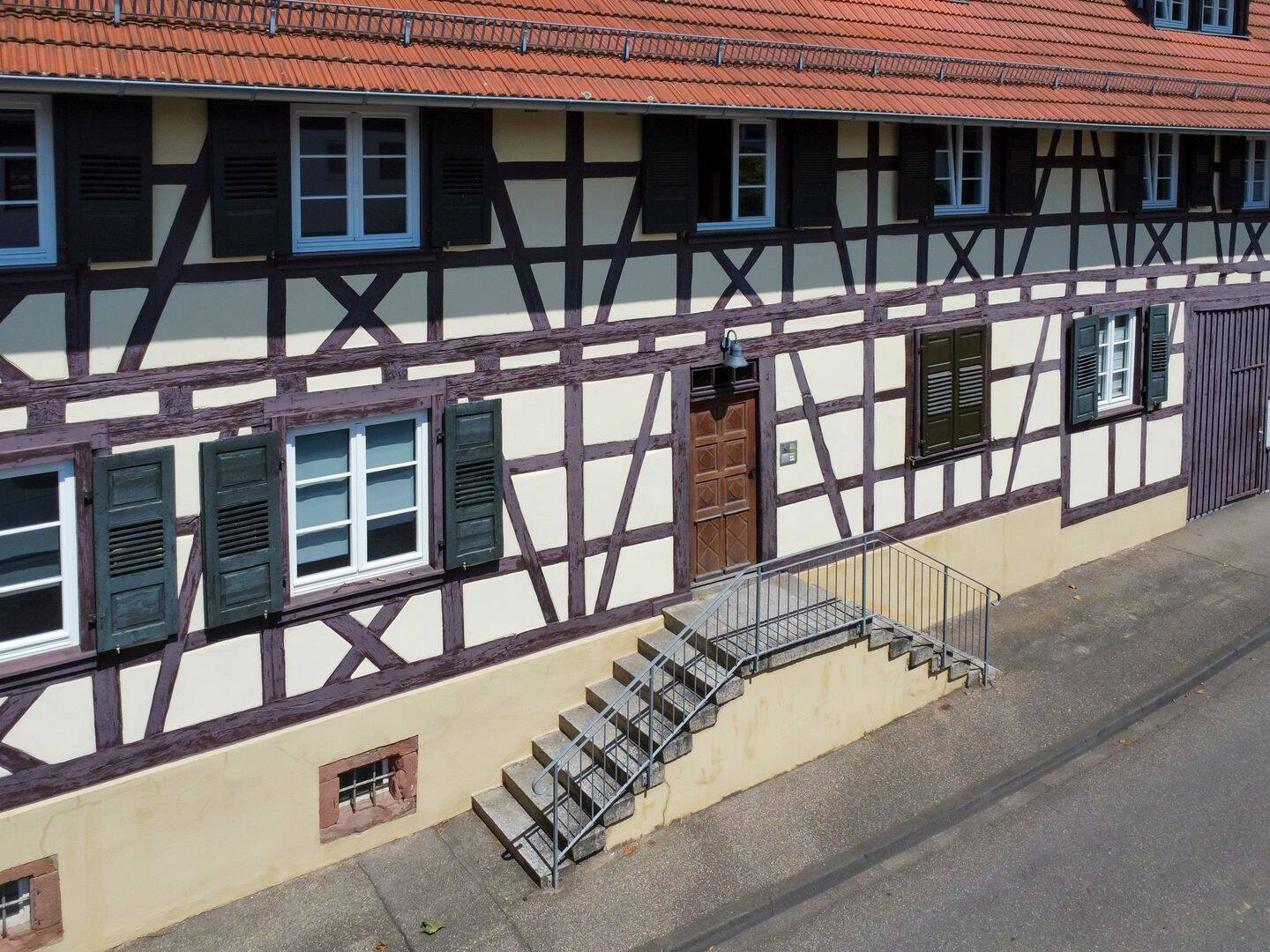 Charmante 3-Zimmer-Wohnung im historischen Fachwerkhaus – mit Balkon und Weinbergblick, 77704 Oberkirch