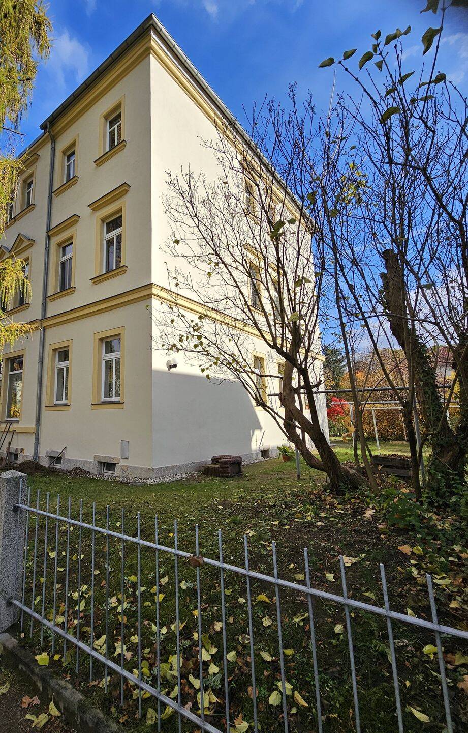 gepflegte,geräumige und voll möblierte -WG geeignete- 2 Raum Wohnung in bester Lage Dresden-Blasewitz, 1277 Dresden