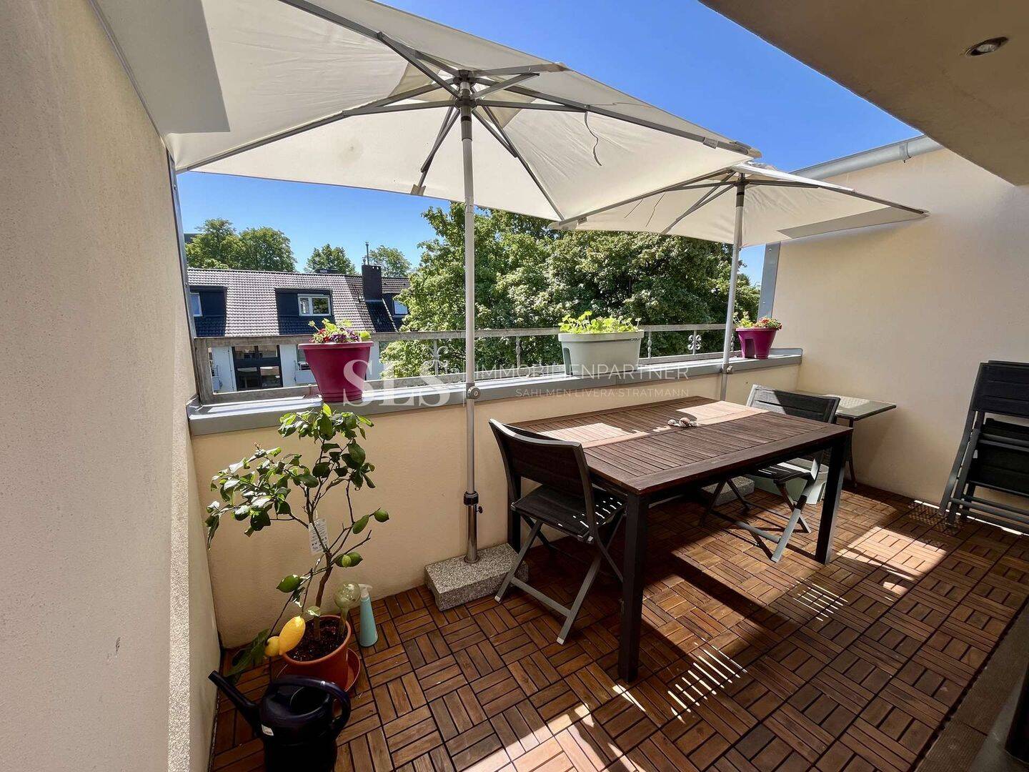 Helle, großzügige und doch gemütliche Dachgeschosswohnung mit Loggia in Ratingen, 40878 Ratingen