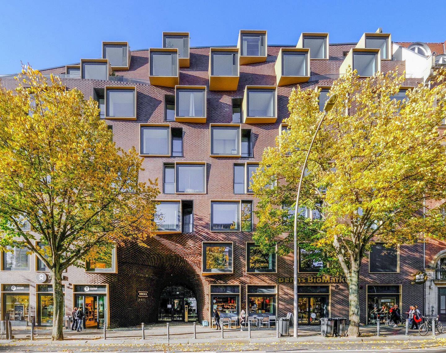 Klinker, Erker und Balkone – Expressiv wohnen im BRICKS, 10823 Berlin (Tempelhof-Schöneberg Schöneberg)