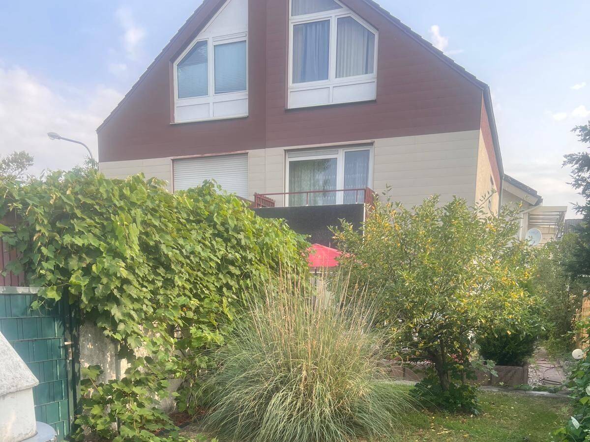 Doppelhaushälfte mit schönem Garten!, 63179 Obertshausen