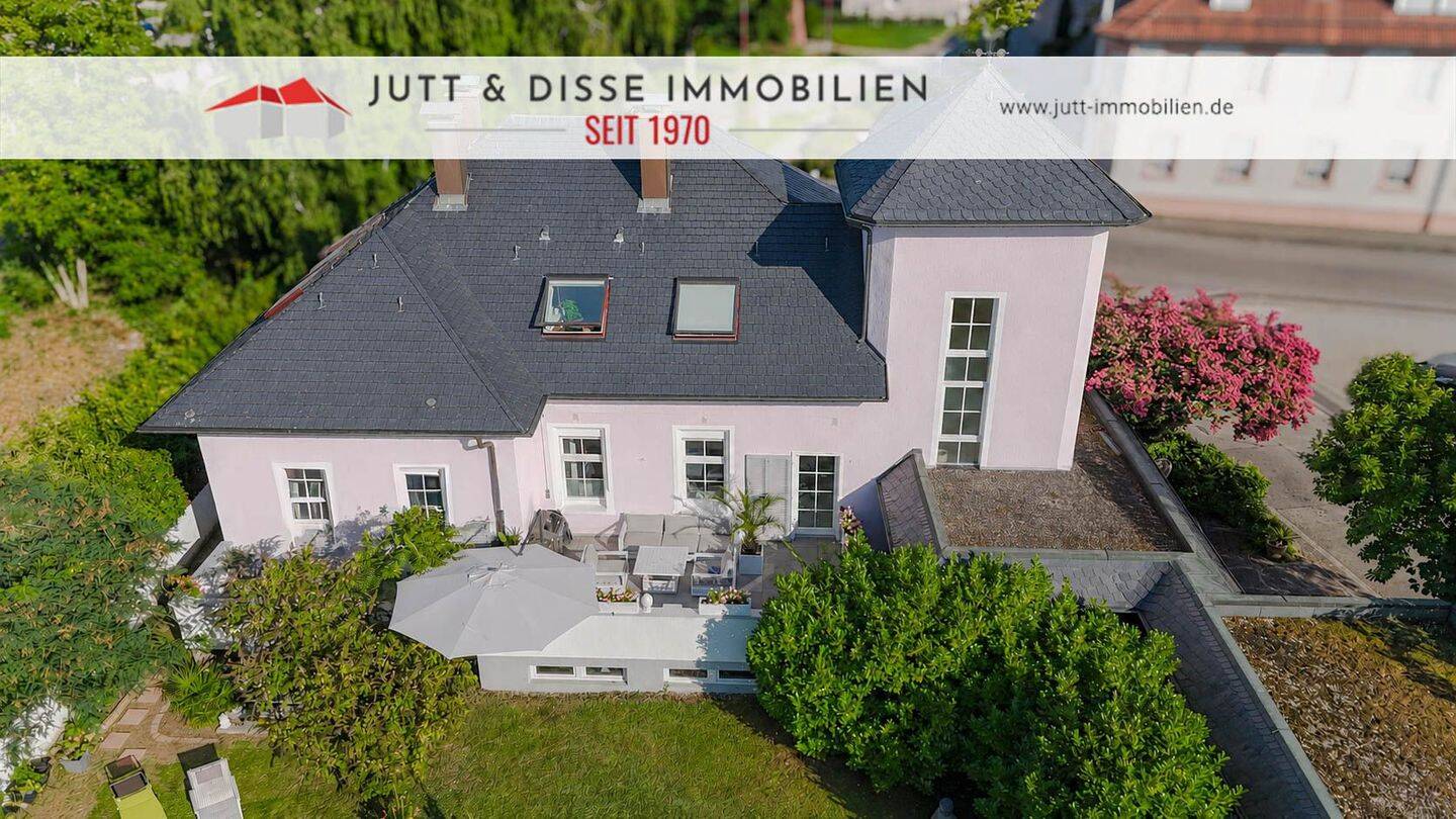 Villa mit sonnigem Grundstück in Kuppenheim/ nutzbar als 1-2 Familienhaus mit Büro o. Einliegerwhg., 76456 Kuppenheim