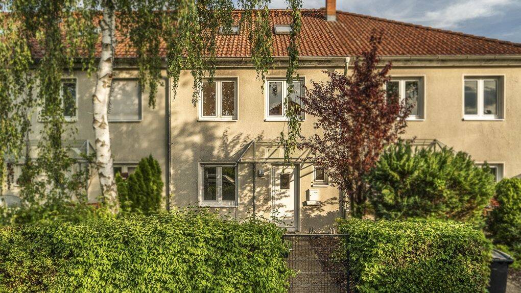 Frisch renoviert & sofort frei: Familienhaus mit Garten, Studio und neuer Heizung, 15566 Schöneiche bei Berlin