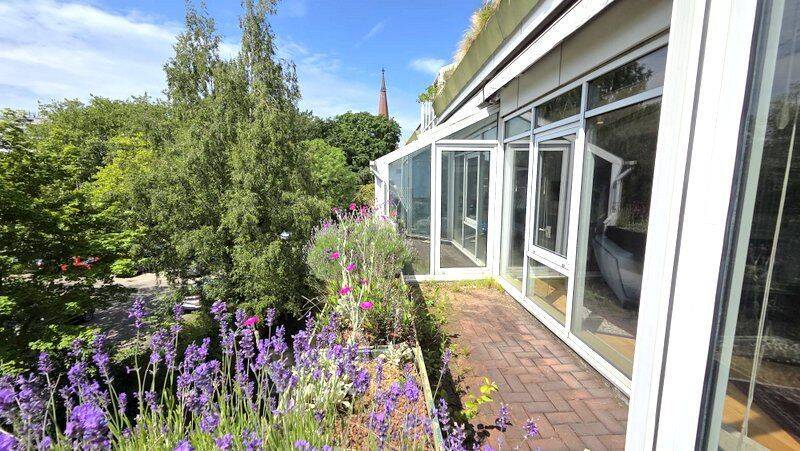 Einzigartige Stadtwohnung! Exklusiv & individuell mit Dachterrasse u. 2 Tiefgaragenstellplätze. 0 % Käuferprovision!, 27749 Delmenhorst (Düsternort Mitte Schafkoven/Donneresch Stickgras/Annenriede)