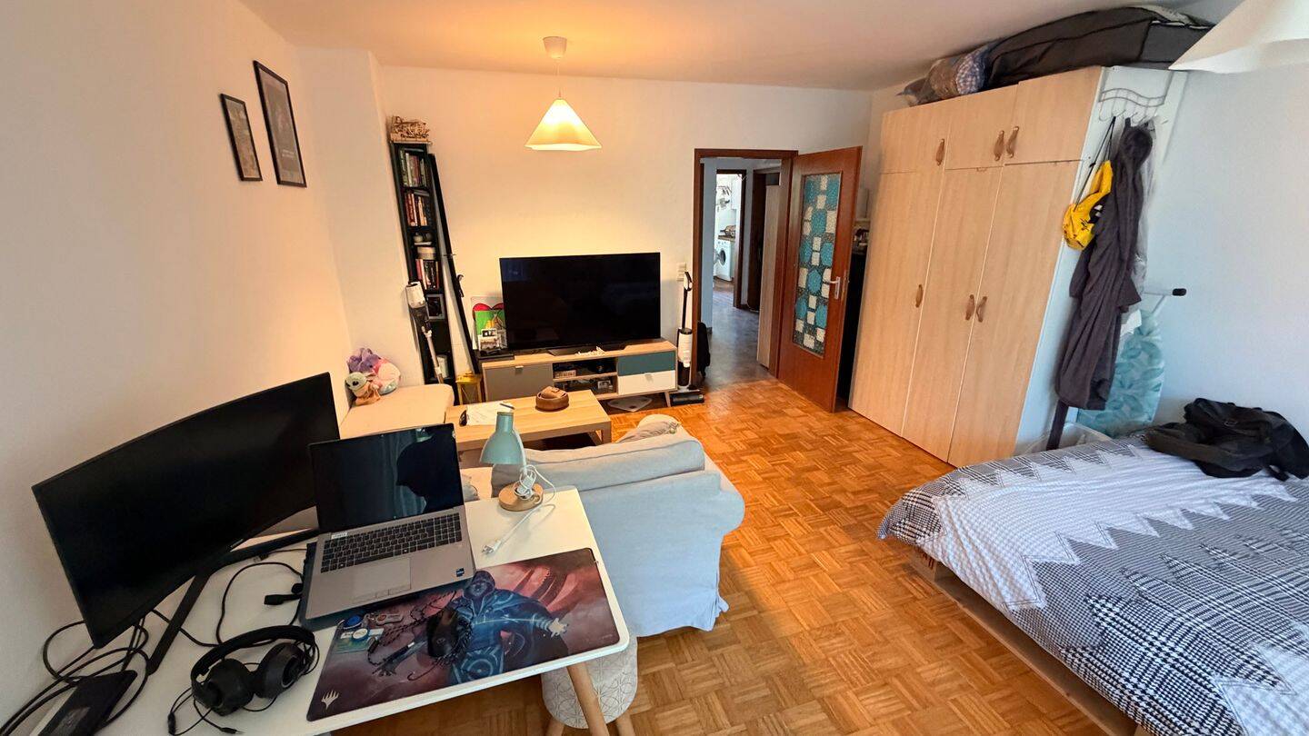 Helle 2-Zimmer-Wohnung mit großem Balkon & Tiefgaragenstellplatz – Top-Lage in Erlangen, 91052 Erlangen (Anger Erlangen-Ost Erlangen-Süd Innenstadt)