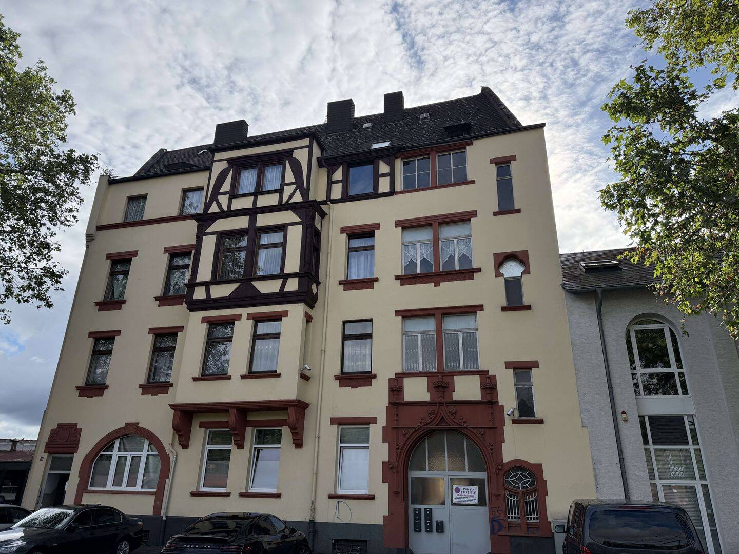 Attraktives Mehrfamilienhaus mit 14 Wohneinheiten in Koblenz-Neuendorf – ca. 1.040 m² Wohnfläche, 56070 Koblenz
