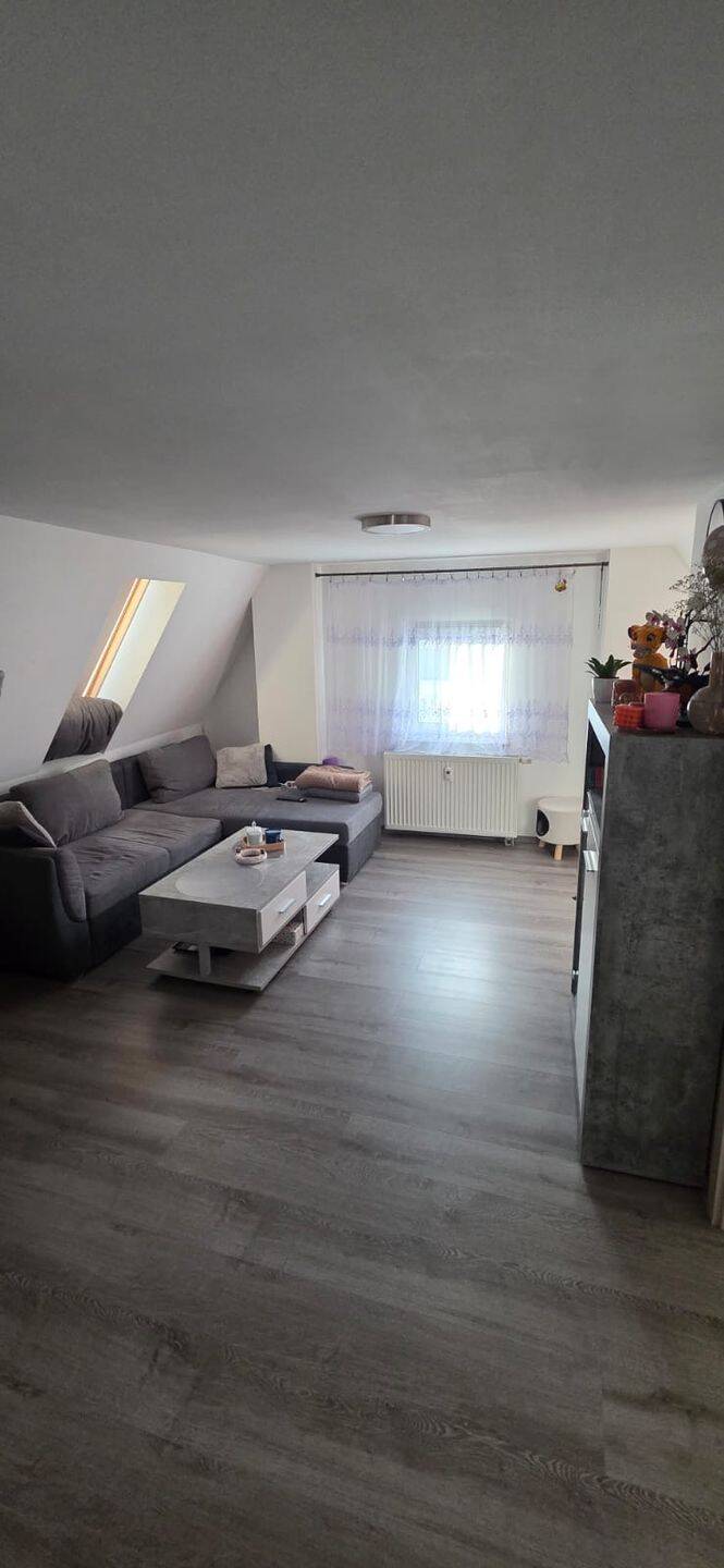 Gemütliche 2 Zimmer Dachgeschosswohnung, 92224 Amberg