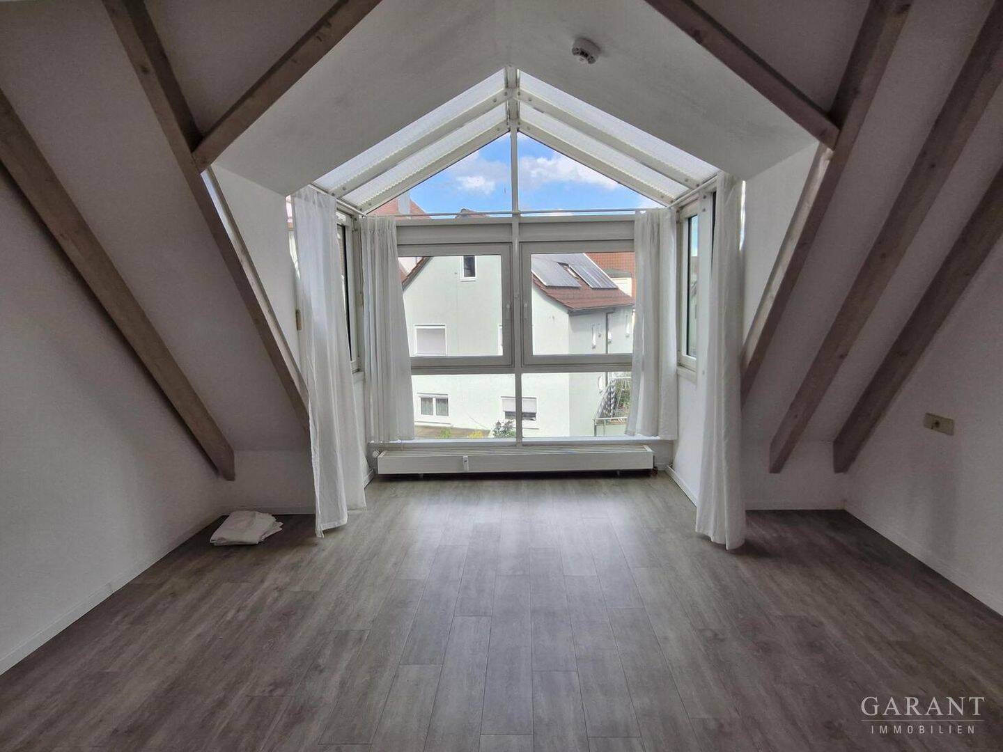 Maisonette mit Galeriecharakter – modern und individuell!, 73033 Göppingen