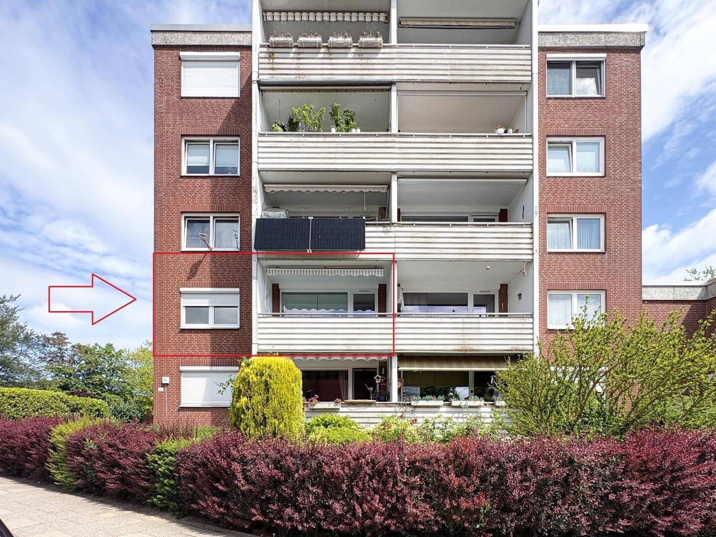 Familienfreundliche 4-Zimmer-Wohnung mit Tiefgaragenstellplatz in Meckelfeld, 21217 Seevetal