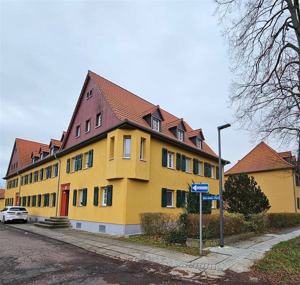 Wohnbeginner aufgepasst! Tolle Einraumwohnung mit Wanne und Stellplatz in der Kraftwerksiedlung, 6749 Bitterfeld-Wolfen