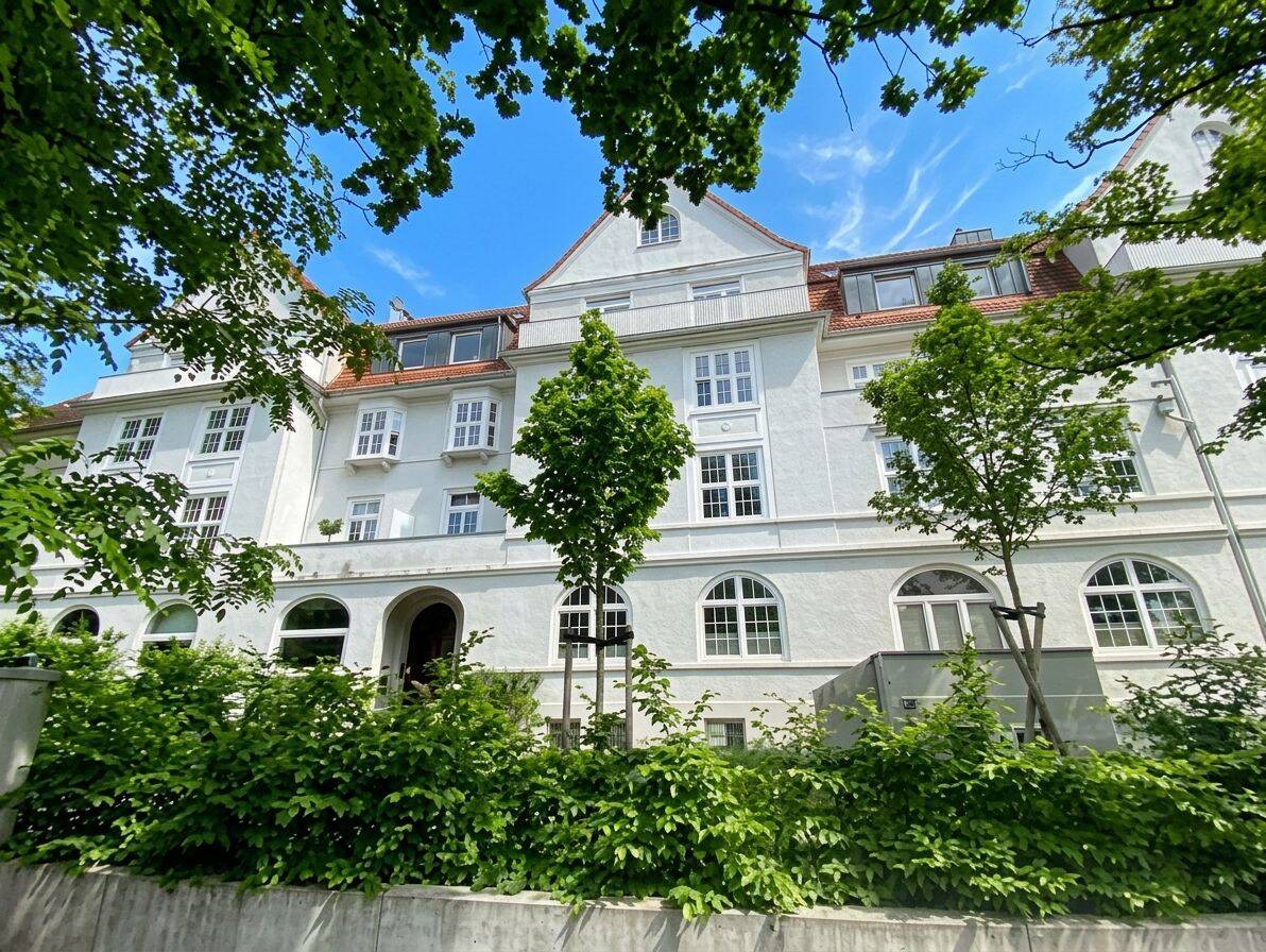 Traumhafte 6 Zimmer Altbauwohnung zur Miete in Groß Flottbek – Wentzel Dr., 22607 Hamburg (Altona Bahrenfeld Groß Flottbek Nienstedten Othmarschen)